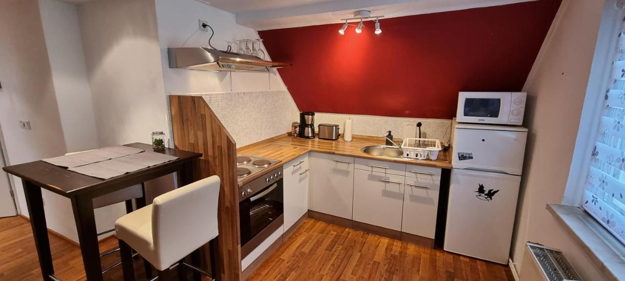 Suesse Kleine Ferienwohnung Pirna Exterior photo